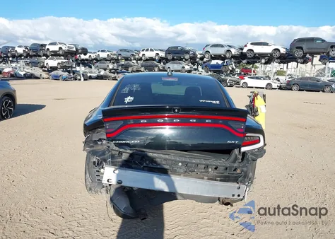 2018 Dodge Charger Sxt Plus Rwd z USA, uszkodzony, nr VIN 2C3CDXHG8JH125406